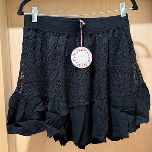 Umgee Black Lace Skirt Size Large NEW